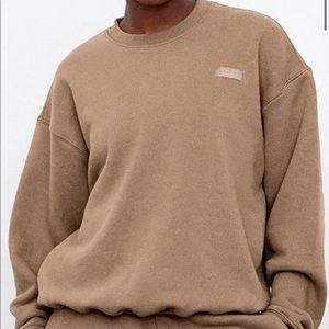Set Active Crewneck